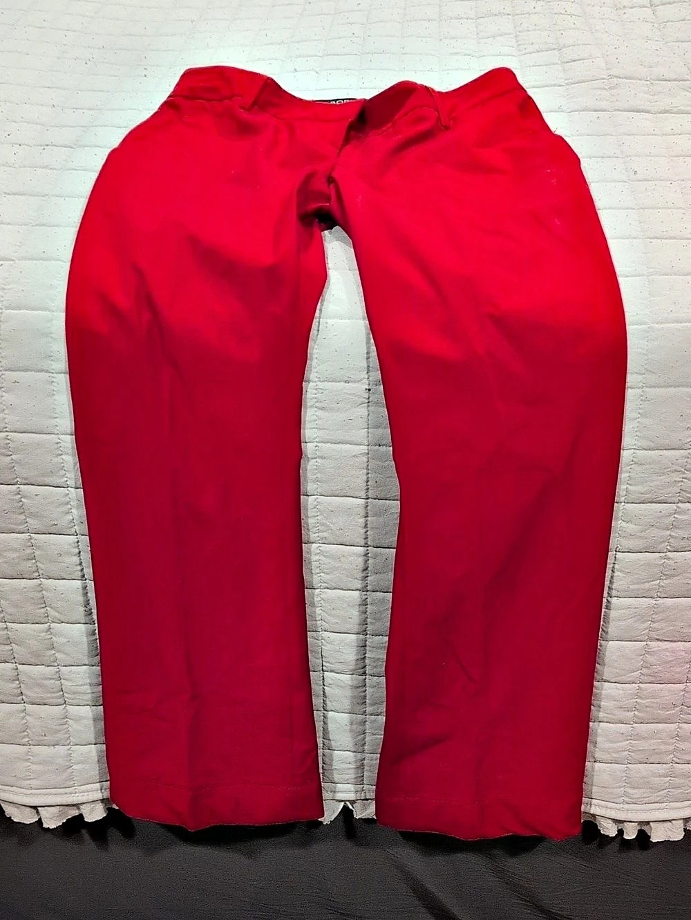 Body by Victoria The Kate Fit Straight Leg Pants in Red Size 0 (Petite) Like New
